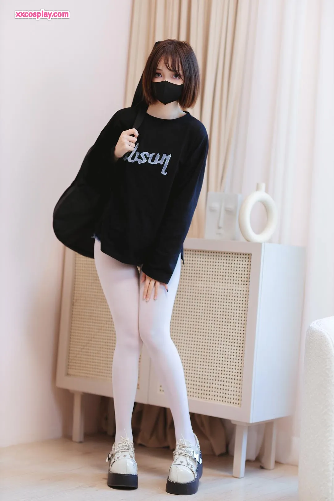 Luosang w Yizi - Shengjiu Teacher